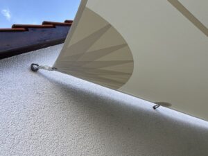 Ästhetisches und hochwertiges Sonnensegel regendicht